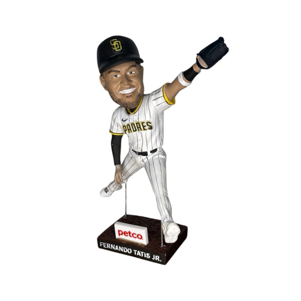 Fernando Tatis Jr. 2020 Padres Jumping Catch SGA Bobblehead Petco Park MLB